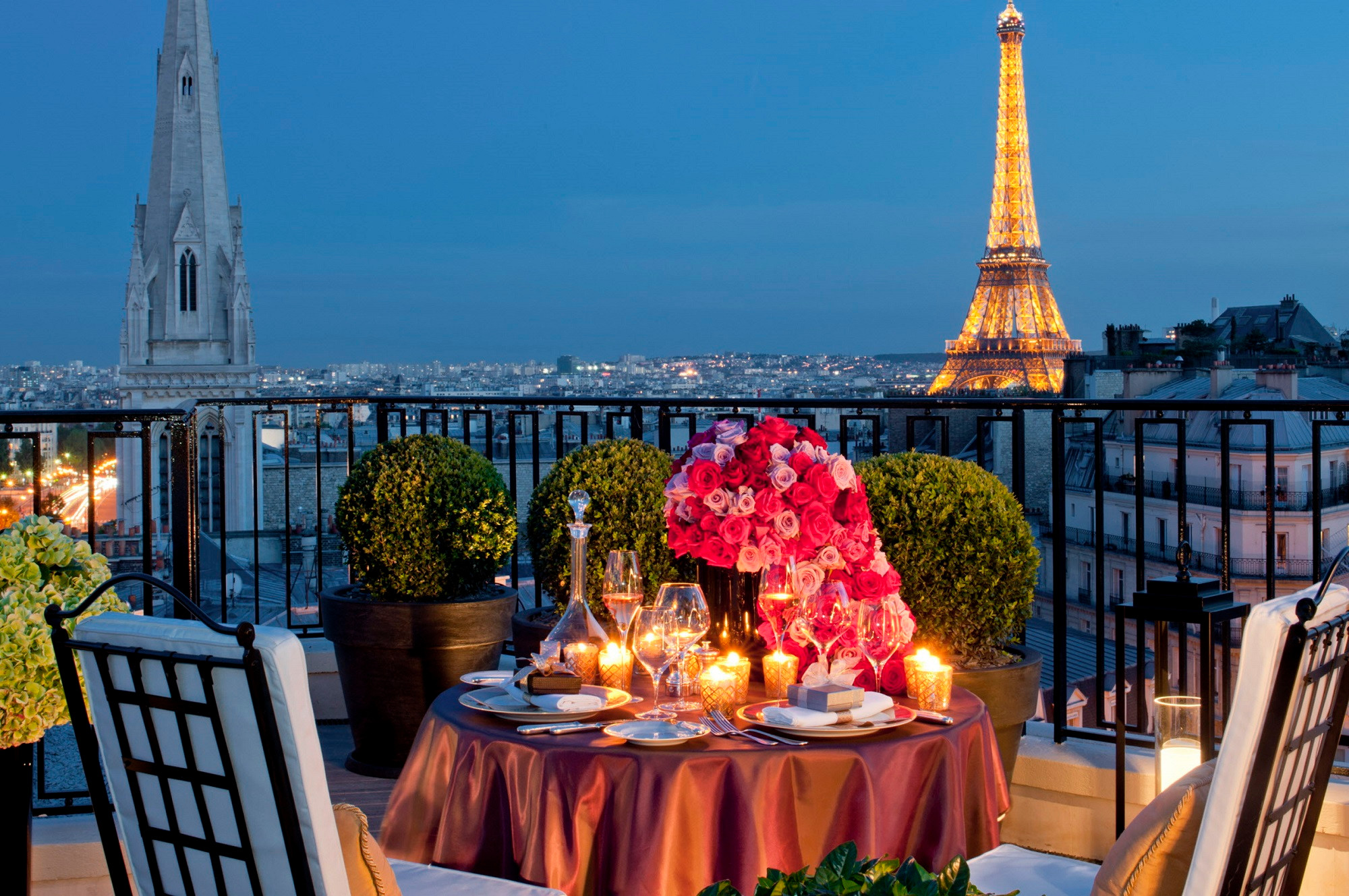 romantic trip to paris